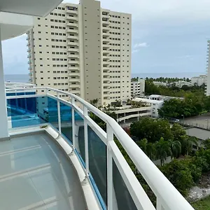 Apartamento Lujoso Apto De Playa Piscina Jacuzzi, Juan Dolio